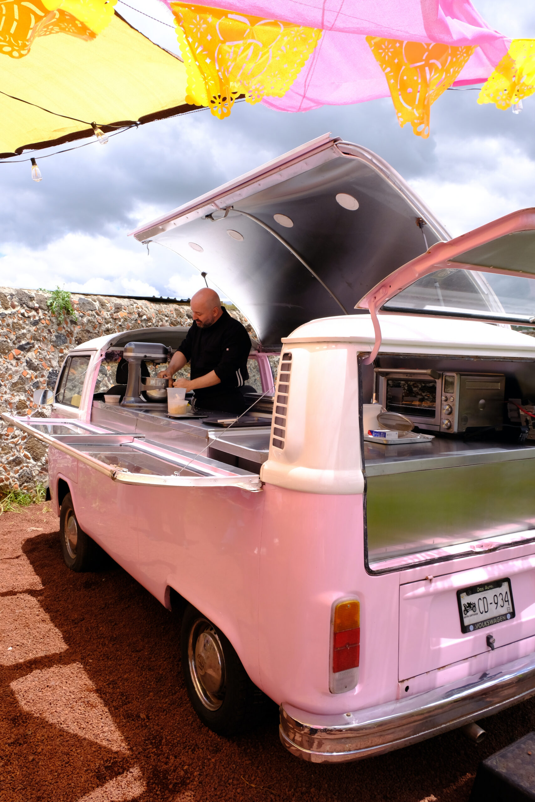El Chef Xose en la master class inagural de La Combi Rosa 
